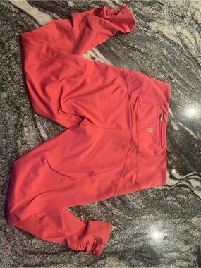 Free People pink Capri Active Leggings
